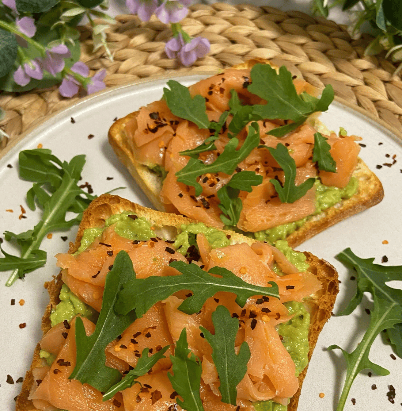 Receta de Tosta de salmón y aguacate en Airfryer