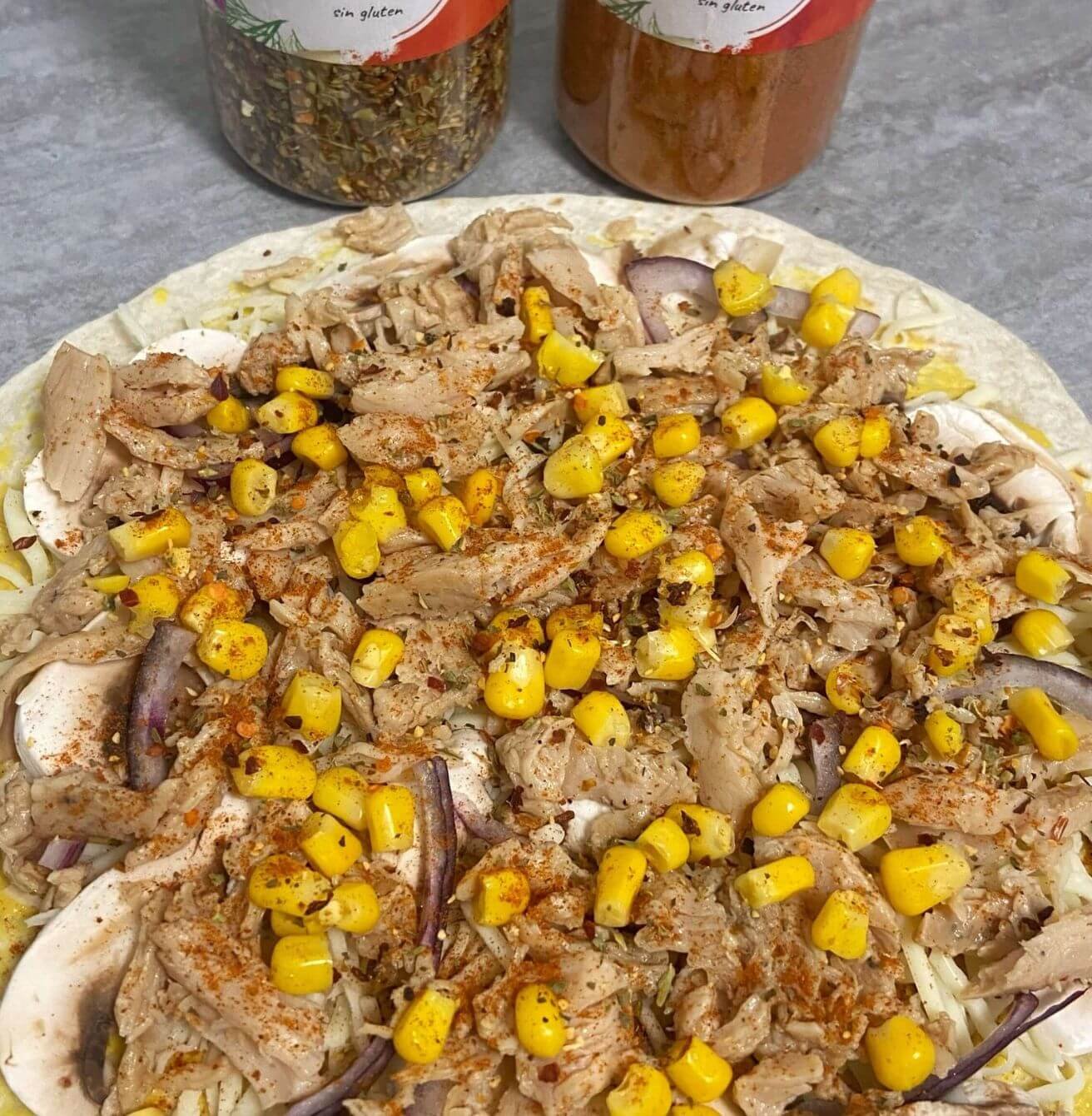 Tortipizza de pollo cajún en airfryer Tortipizza de pollo cajún en airfryer