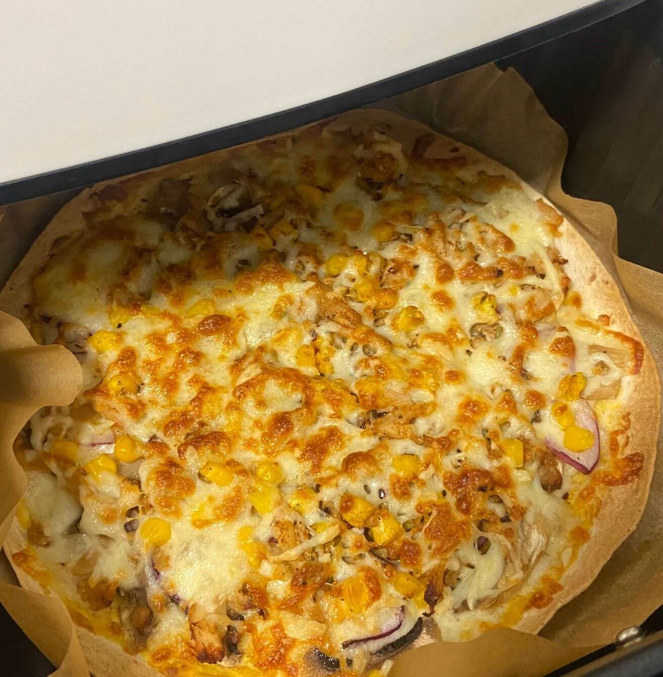 Tortipizza de pollo cajún en airfryer Tortipizza de pollo cajún en airfryer