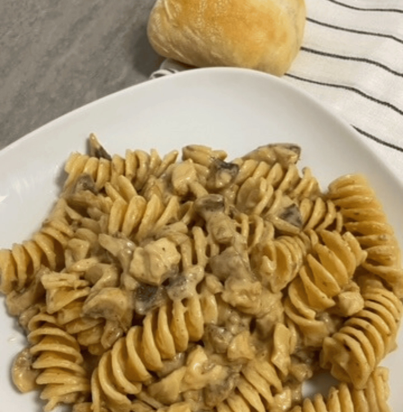 Receta de Fusillone con salsa de setas en Airfryer