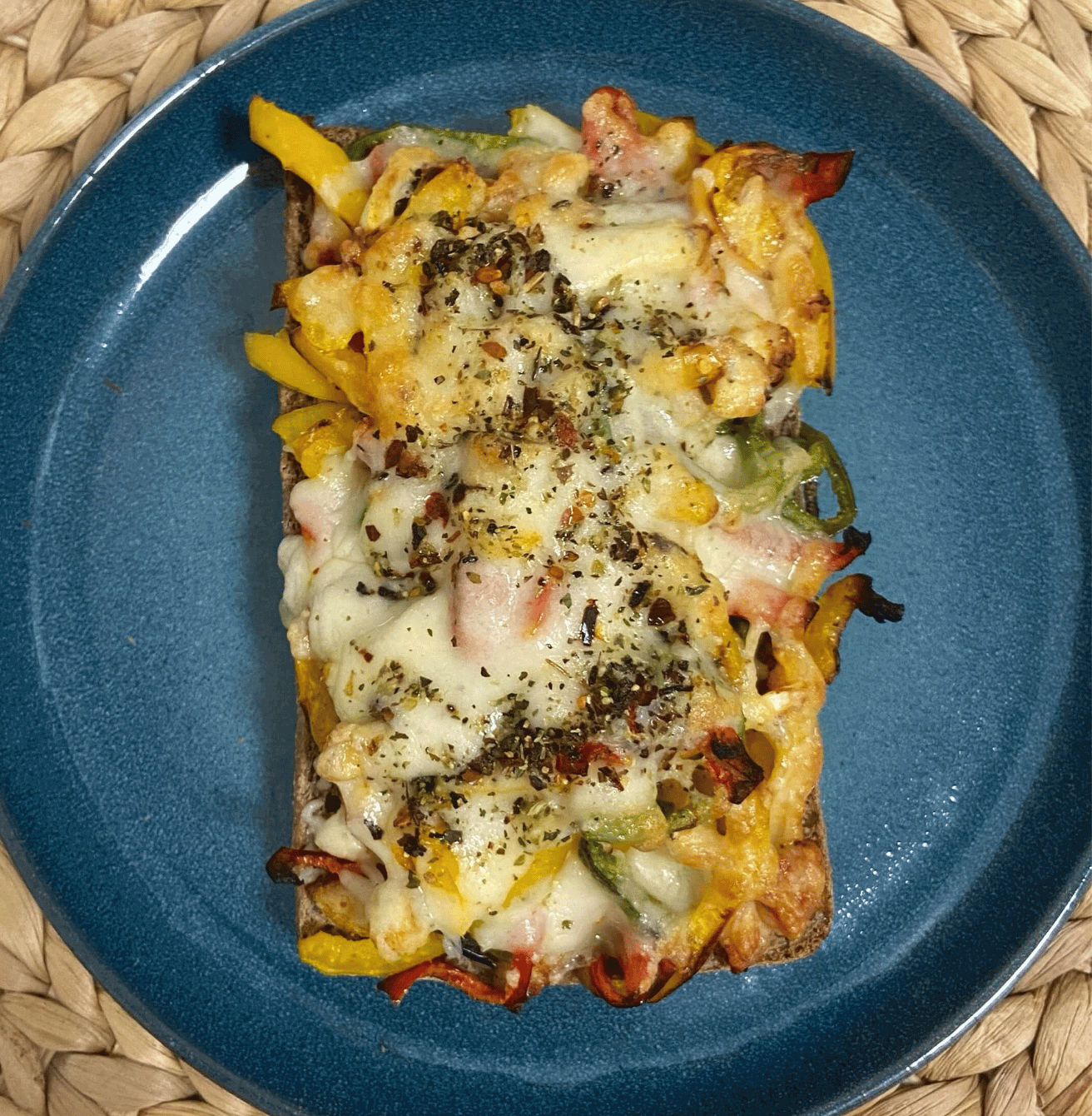 Receta de Tosta de pollo y pimientos en Airfryer