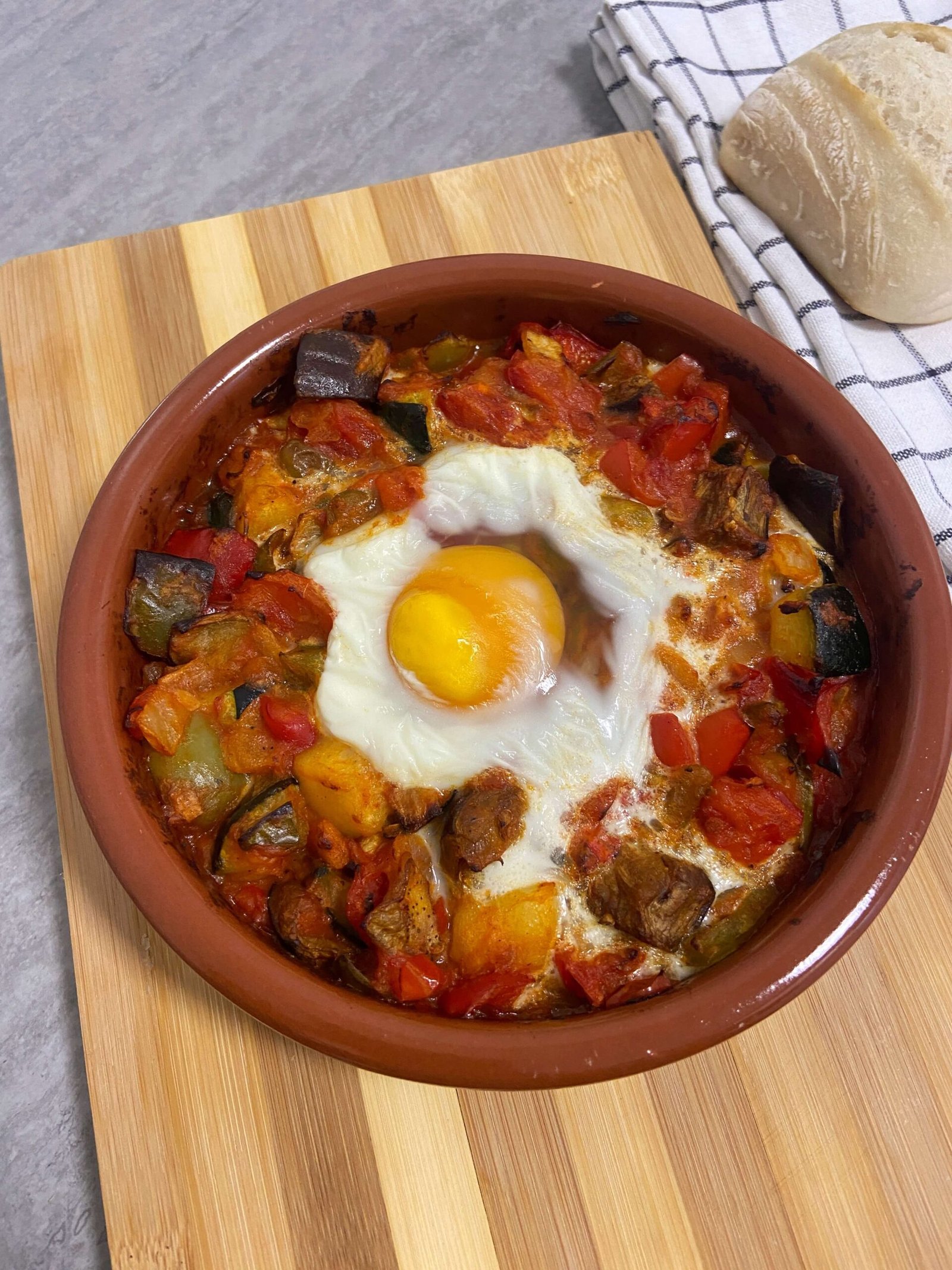 Receta de Pisto con huevo en Airfryer Receta de Pisto con huevo en Airfryer