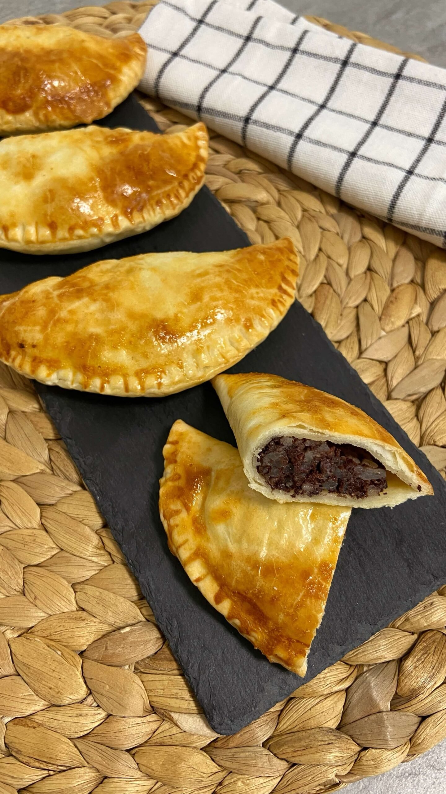Receta de Empanadillas de morcilla en Airfryer Receta de Empanadillas de morcilla en Airfryer