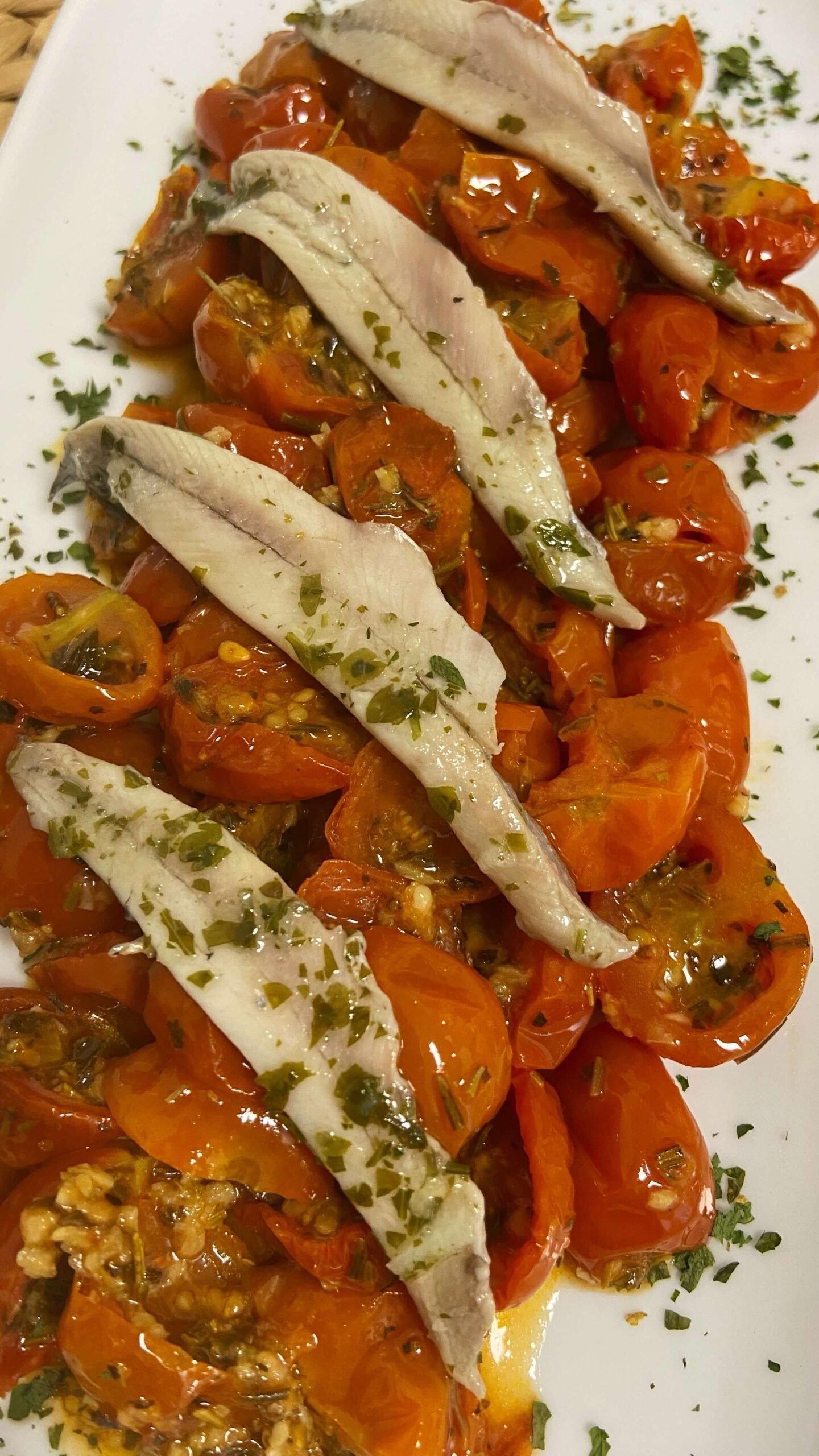 Receta de Tomatitos asados con boquerones en vinagre en Airfryer Receta de Tomatitos asados con boquerones en vinagre en Airfryer