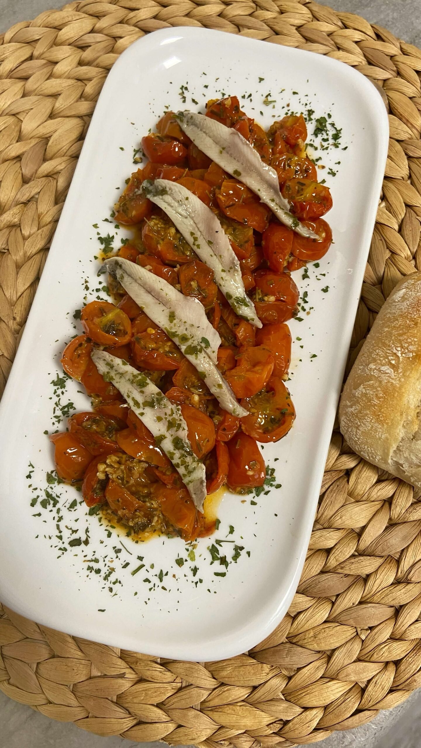 Receta de Tomatitos asados con boquerones en vinagre en Airfryer Receta de Tomatitos asados con boquerones en vinagre en Airfryer